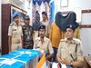 Simdega News: 10 किलो गांजा के साथ एक महिला समेत तीन अंतर्राज्यीय गांजा तस्कर गिरफ्तार