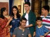 Family No.1: अगल-अलग परिवार के तीन-तीन जब एक घर में करते हैं खूब मस्ती