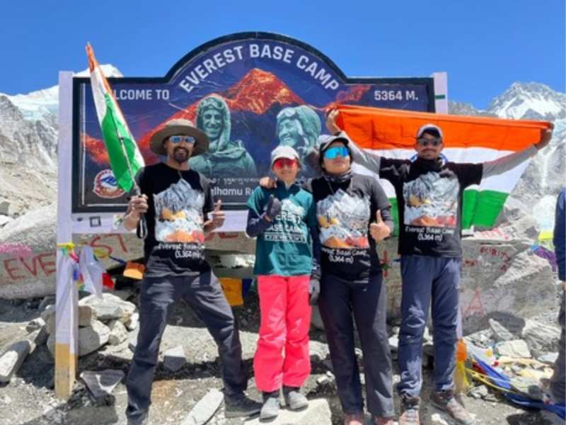 11 year old Ipsha Yadav hoisted tricolor at the base camp of Mount Everest Kotputli News