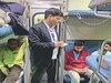 Indian Railways: अब बिना टिकट यात्रा करने वालों की खैर नहीं, बिहार-झारखंड के 23 स्‍टेशनों में चला महाअभियान, 11000 से अधिक धरे गए