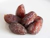 Dates Benefits: छोटा फल, बड़ा कमाल! रोजाना 3 खजूर खाने से सेहत को मिलते हैं ये 4 धमाकेदार फायदे