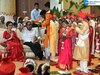 Anant-Radhika Wedding: 50 जोड़ों के विवाह से शुरू हुआ अंबानी परिवार का शादी समारोह, 1 लाख रुपए और सोना-चांदी समेत दिए कई उपहार  