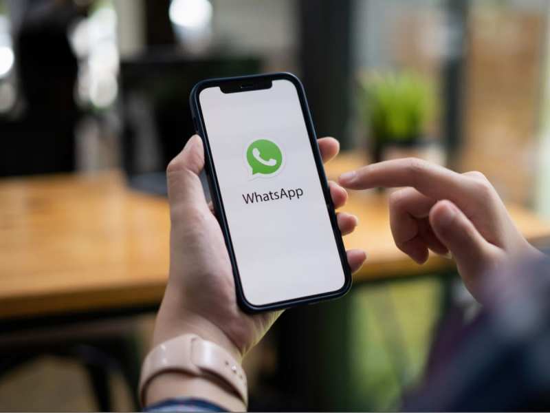 whatsapp soon bring new feature users share file offline | अब बिना इंटरनेट के चलेगा WhatsApp, कंपनी ला रही ये जोरदार फीचर | Hindi News, टेक