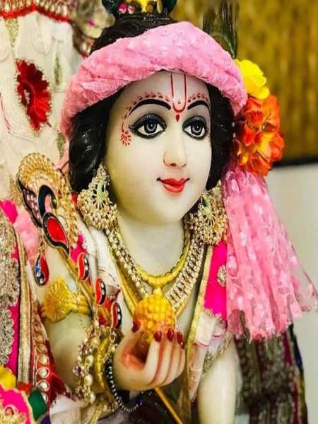 क्या करने चाहिए लड्डू गोपाल के पुराने कपड़े?