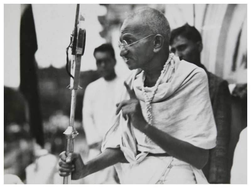 Gandhi Jayanti 2024 Gandhi Jayanti quotes in hindi