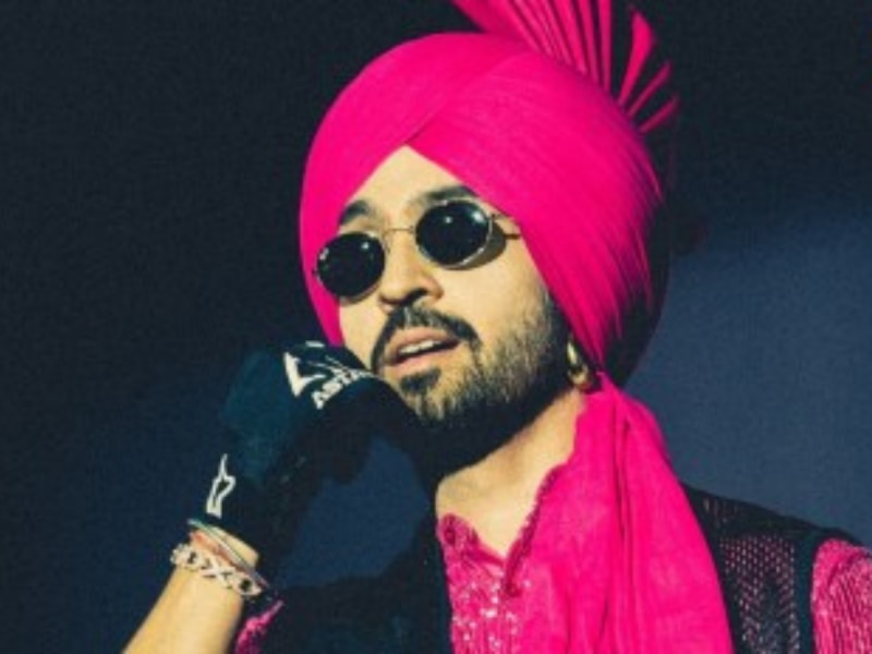 लाइव कॉन्सर्ट के बीच Diljit Dosanjh के साथ हुआ हादसा, घबरा गए फैंस, फिर...