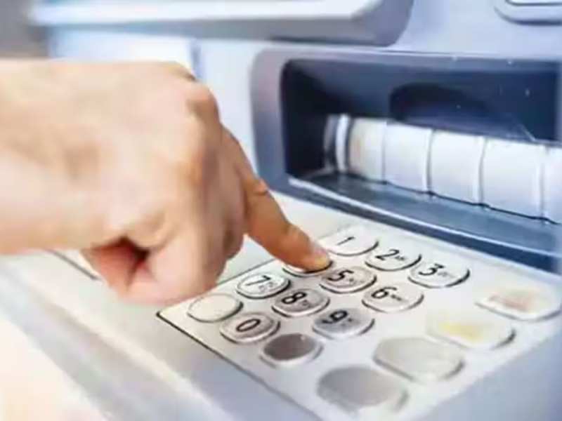 ATM से कब निकलेगा PF का पैसा? हो गया खुलाया,  श्रम मंत्रालय ने दी कर्मचारियों को खुशखबरी