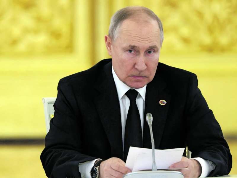 President Putin: पुतिन से पत्रकार ने पूछ डाला ऐसा सवाल, चंद सेकंडों तक गला साफ करते रहे रूसी राष्ट्रपति!