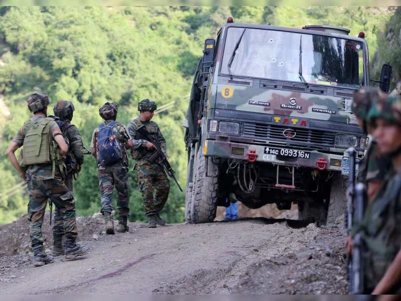 बाज नहीं आ रहा पाकिस्तान, भारत के नजदीक ISI की बड़ी साजिश बेनकाब, जानें- क्या है मामला