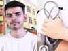 बचपन से था डॉक्टर बनने का सपना, कड़ी मेहनत और टाइम मैनेजमेंट से क्रैक किया NEET, जानिए शिवांग चौहान की कहानी