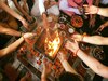 Telangana News: ब्रेन ट्यूमर से जूझ रहे सलीम के लिए हिंदू समाज ने कराया यज्ञ