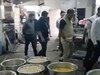 Bikaner News: बीकानेर स्वास्थ्य विभाग का एक्शन जारी, मिठाई दुकानों पर की छापेमारी