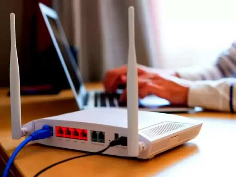 Jio को टेंशन देने आया इस कंपनी का धांसू Plan, आधी कीमत पर पाएं 400Mbps स्पीड और...