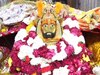 Jaisalmer News: चैत्र माह के शुक्ल पक्ष की दूज पर फूलों से सजी बाबा रामदेव की समाधि,  दर्शन करने पहुंचे भक्तजन