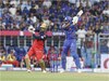 MI vs RCB IPL 2025: आरसीबी ने मुंबई इंडियंस को उसके घर में हराया, हार्दिक-तिलक पर भारी पड़े विराट-रजत पाटीदार