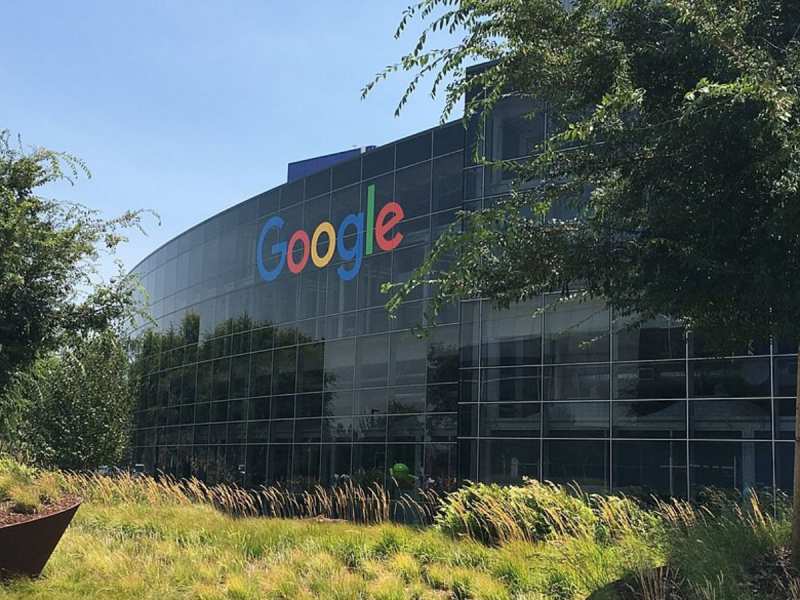 कर्मचारियों को कुछ न करने के लिए भी पैसे दे रहा Google, आखिर क्यों...क्या इसमें भी फायदा?