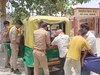 Kaushambi Road accident