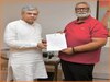 पप्पू यादव ने पूर्णिया में रेलवे की सेवाओं को बढ़ाने का किया आग्रह
