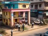 गज़ब हो गया... पीएम आवास योजना में मिला घर बना दिया शानदार होटल, गलत काम की शिकायत पर पुलिस के छापे से खुलासा