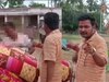 कटक में मुस्लिम फेरीवाले चंदन दास ने धर्म पूछ किया अपमानित