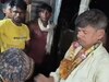 प्रिंसिपल साहब बना रहे थे संबंध