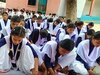 बगहा में पेड़ के नीचे शिक्षा