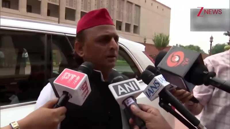 हमारी सेना ने..ऑपरेशन सिंदूर पर पलट गए अखिलेश! हमारी सेना ने..ऑपरेशन सिंदूर पर पलट गए अखिलेश!
