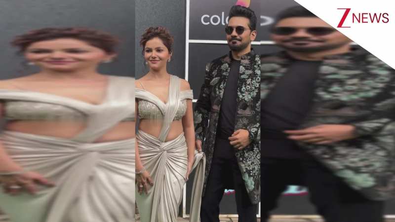 पत्नी Rubina Dilaik का पल्लू पकड़ Abhinav Shukla ने कैमरे में दिया पोज, वायरल हो रहा क्यूट कपल का वीडियो! पत्नी Rubina Dilaik का पल्लू पकड़ Abhinav Shukla ने कैमरे में दिया पोज, वायरल हो रहा क्यूट कपल का वीडियो!