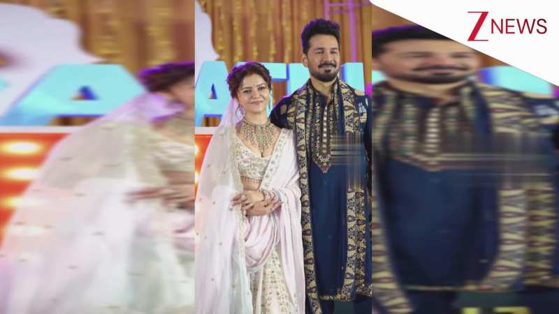 दूल्हा-दुल्हन की तरह सजे हुए नजर आए टेलीविजन के चहेते कपल Rubina Dilaik और Abhinav Shukla, फैंस ने जमकर किया लाइक! दूल्हा-दुल्हन की तरह सजे हुए नजर आए टेलीविजन के चहेते कपल Rubina Dilaik और Abhinav Shukla, फैंस ने जमकर किया लाइक!