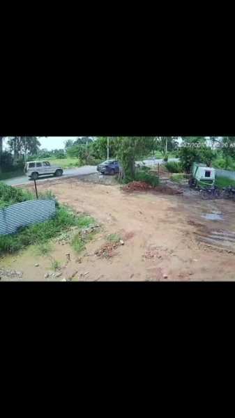 Mathura Video: कई फुट हवा में उछलकर सड़क पर गिरा युवक, हादसे का रोंगटे खड़े कर देने वाला वीडियो वायरल