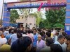 Greater Noida News: राष्ट्रीय प्रजापति एकता सभा के मीडिया प्रभारी की मौत पर बवाल, परिजनों ने हत्या का लगाया आरोप