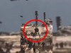 Gaza: बच्चे पर गिरा एयरड्रॉप, ये Video देखकर दहल जाएगा दिल 