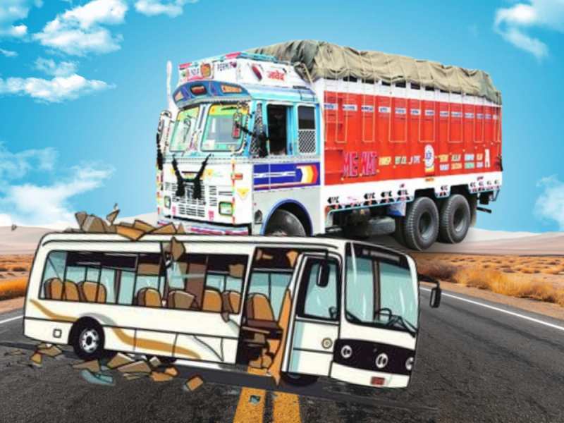 Sagar Bus Accident: फूल लेने के लिए रुकी बस में तेज रफ्तार ट्रक ने मारी टक्कर, 15 घायल 
