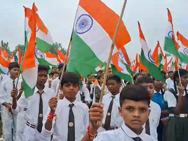 Har Ghar Tiranga: तिरंगे के रंग में रंगा बैतूल, प्रदेश अध्यक्ष हेमंत खंडेलवाल के नेतृत्व में भव्य तिरंगा यात्रा