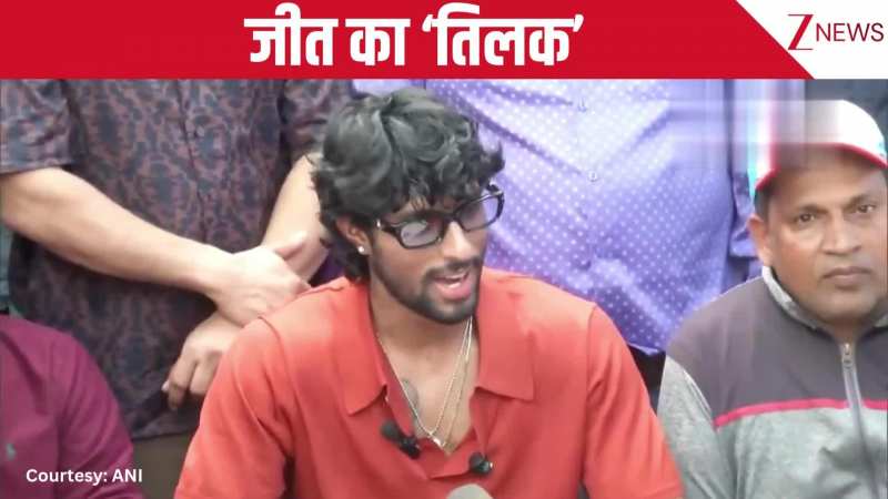 'इंडिया सबसे ऊपर है... देश के लिए जान दे दूंगा' एशिया कप फाइनल में जीत का 'तिलक' लगाने के बाद बोले Tilak Varma