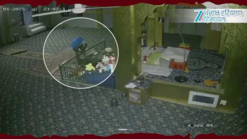 ਪਿੰਡ ਗੰਜੀ ਦੇ ਗੁਰਦੁਆਰਾ ਸਾਹਿਬ ਵਿੱਚ ਚੋਰ ਵੱਲੋਂ ਗੋਲਕ ਤੋੜਨ ਦੀ ਕੋਸ਼ਿਸ਼, ਘਟਨਾ ਸੀਸੀਟੀਵੀ ਵਿੱਚ ਕੈਦ