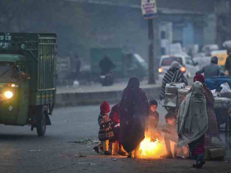 Jharkhand Weather: कभी भी दस्तक दे सकती है ठंड, रांची छोड़ इन जिलों की हवा खराब