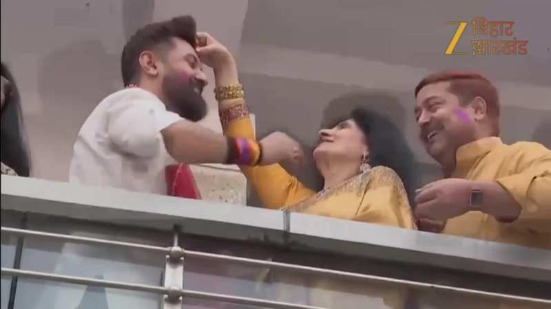 चिराग पासवान ने अपने परिवार संग मनाया जश्न, देखें वीडियो