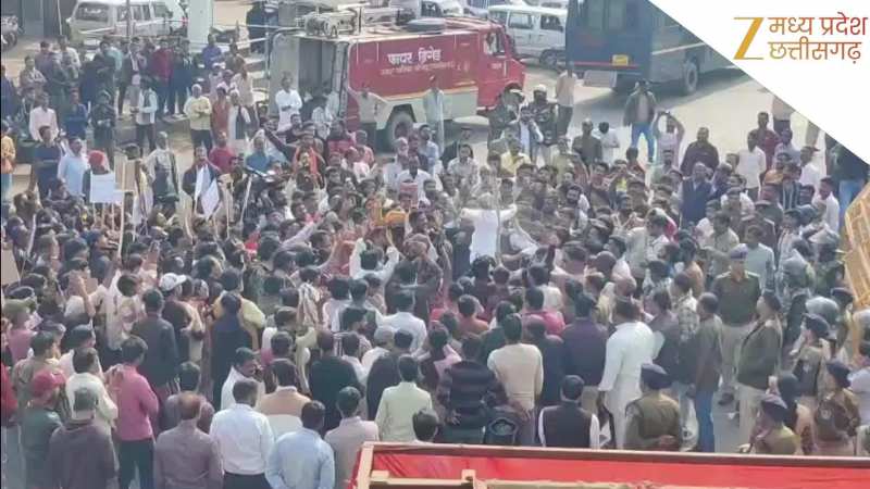 रायसेन में उबाल: साधु-संत और समाज का सड़कों पर बड़ा प्रदर्शन, आरोपी को फांसी की मांग