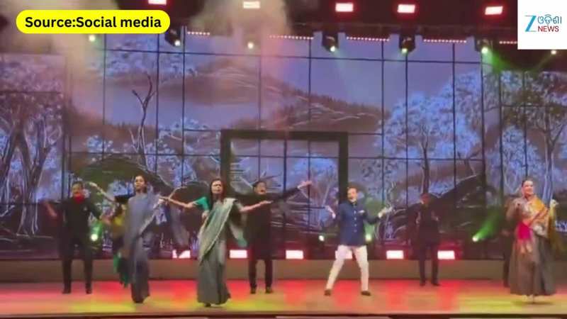 Viral Video: ସାଙ୍ଗ ହୋଇ ନାଚିଲେ ବିରୋଧୀ ଓ ଶାସକ ଦଳର ସାଂସଦ, ଦେଖନ୍ତୁ ଏହି ଭିଡିଓ...