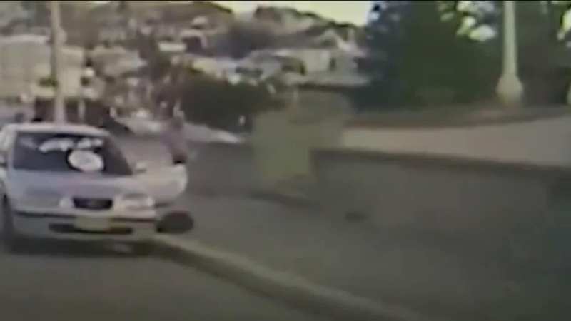 VIDEO: सिडनी हमले का एक और हीरो... कामयाब हो जाता तो ना जाती 16 लोगों की जान