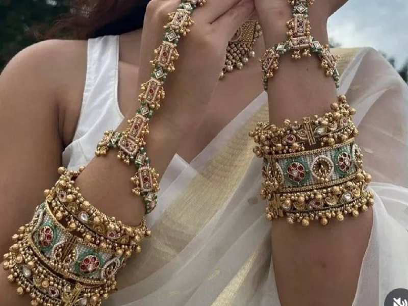 साड़ी हो या सूट सलवार, हर आउटफिट पर जचेंगी ये चूड़ियां, देखें 6 लेटेस्ट डिजाइन