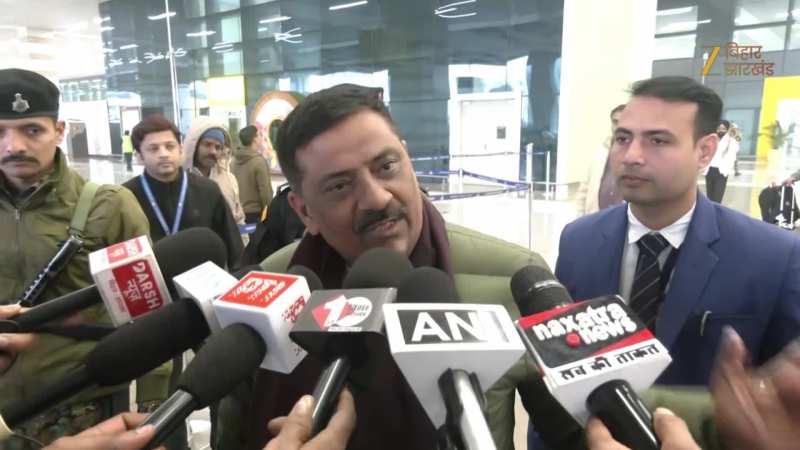 मुख्यमंत्री नीतीश कुमार की यात्रा और तेज प्रताप यादव के दही चूड़ा भोज पर क्या बोले संजय कुमार झा?