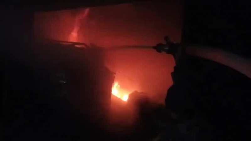 बुलंदशहर में टेंट गोदाम में भीषण आग, गोदाम में रखा सार सामान जलकर खाक