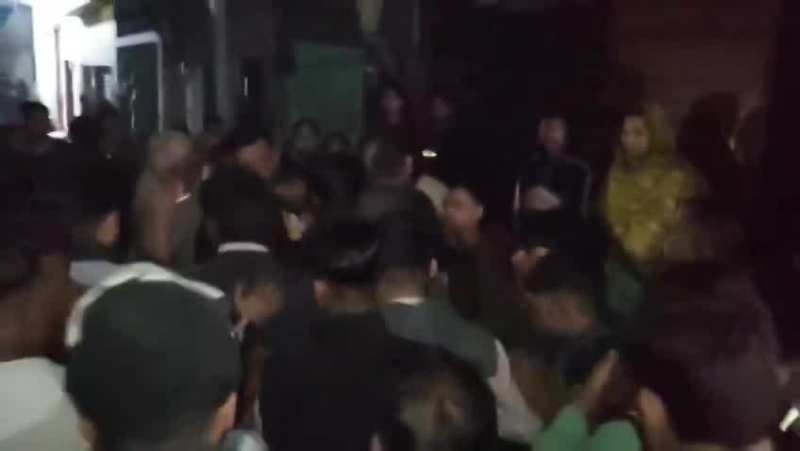 Bareilly Video: मामूली विवाद पर 'खूनी खेल', बेखौफ दबंग ने तीन लोगों को चाकू से गोदा