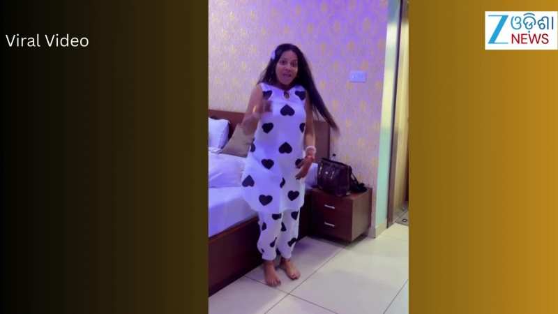 Video: ରୁମ୍ ଭିତରେ ଯାତ୍ରା ଅଭିନେତ୍ରୀ କାବେରୀଙ୍କ ଏହି ହରକତ ଭିଡିଓ ଭାଇରାଲ୍