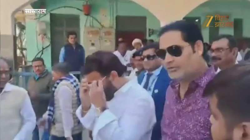 VIDEO: पवन सिंह को गाड़ियों के काफिले ने पहुंचाया कोर्ट, पावर स्टार को मिली बेल