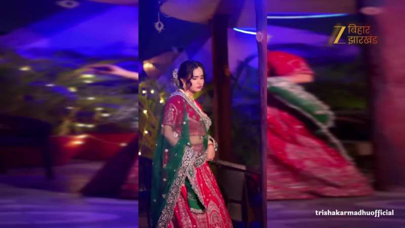 Bathata Bathata पर रील बनाकर छा गई त्रिशा कर मधु, केवल 53 सेकेंड का है VIDEO