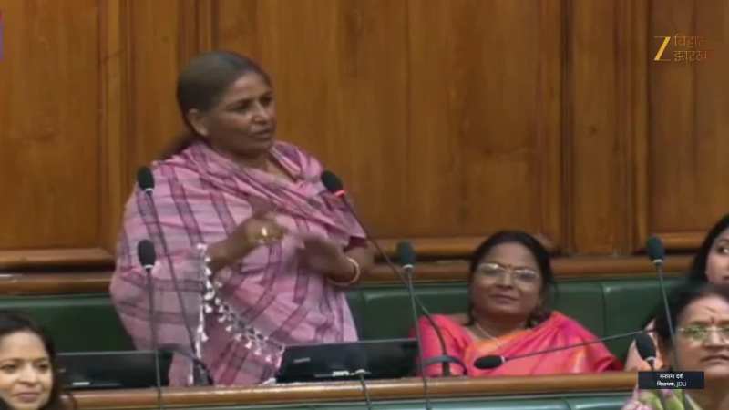 VIDEO: बिहार चुनाव में हार का कारण खोज रहे थे तेजस्वी, JDU विधायक मनोरमा देवी ने बता दिया कारण!