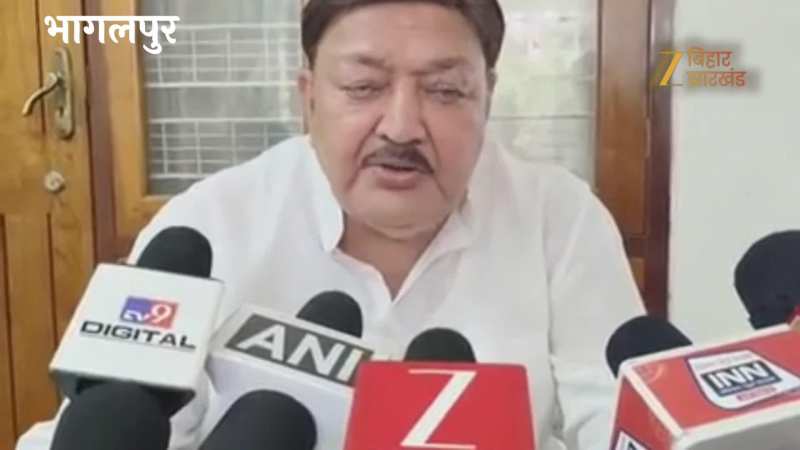 'बिहार में लड़कियां स्कूटी से कर रही शराब सप्लाई', कांग्रेस नेता अजीत शर्मा का बड़ा दावा